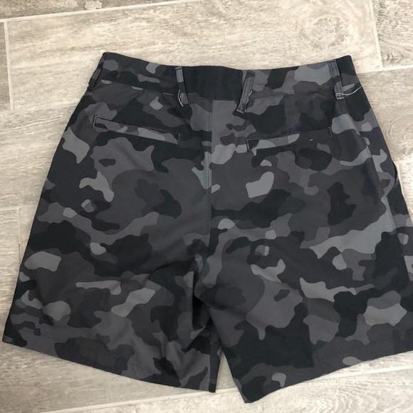 C9 by Champion shorts - Picture 2 of 4